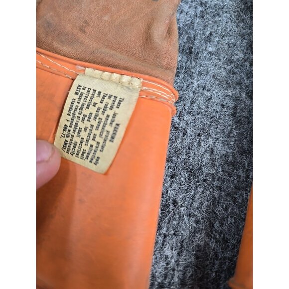 Salisbury Leather Protector Gloves Import Cowhide 14'' Length Prod No 1158 - Picture 4 of 7